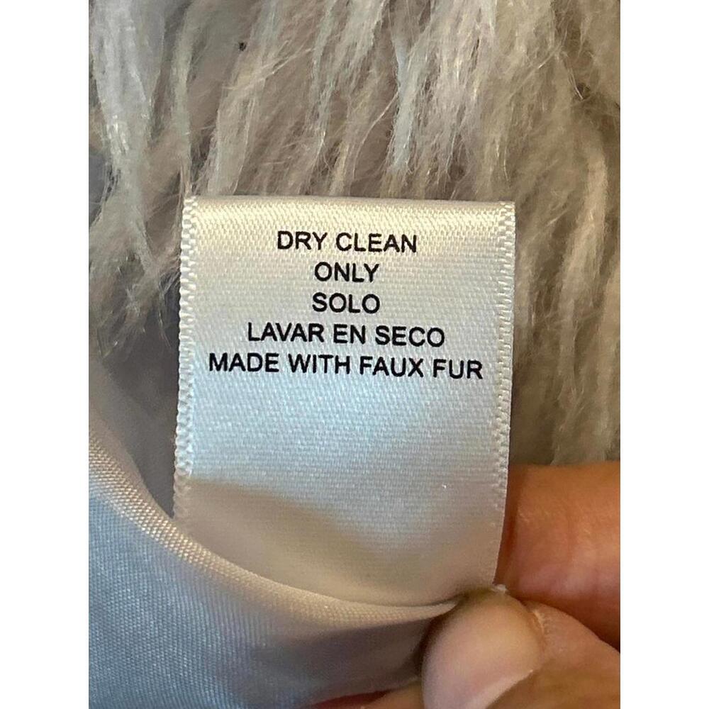 Love Tree Womens Faux Fur Vest Size Small Grey Sleeveless Hippie - Picture 6 of 6